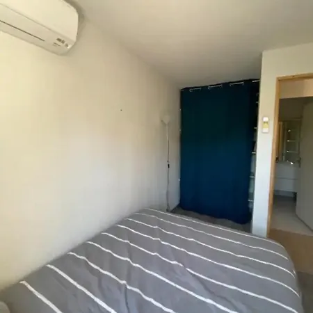 Apartamento A 15 Min De La Plage, Piscine, Joli T2 Renove Fréjus